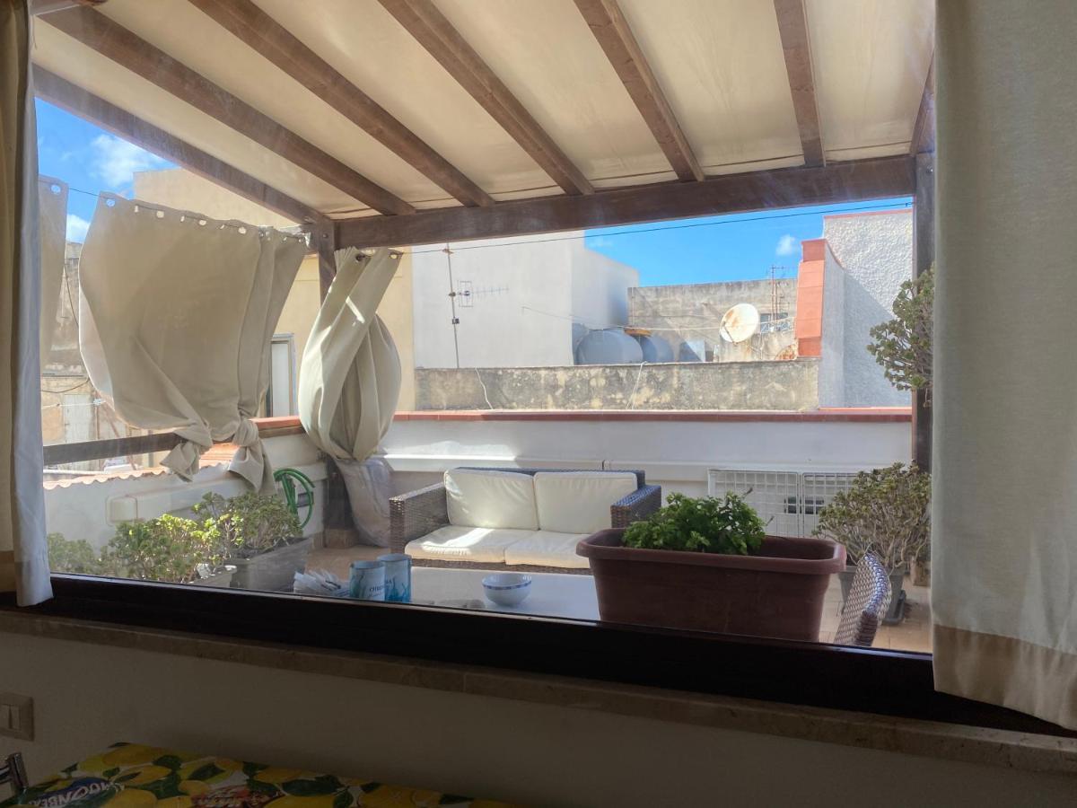 Mansarda Con Terrazzo Apartment Trapani Exterior photo