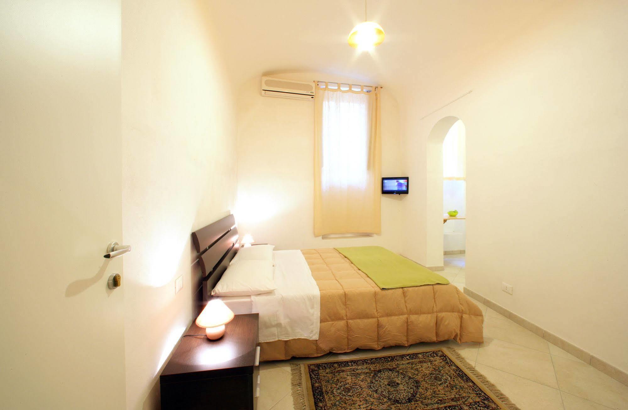 Mansarda Con Terrazzo Apartment Trapani Exterior photo
